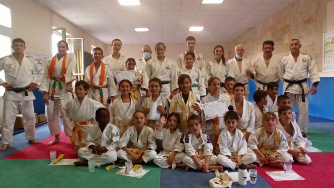 Image de l'actu 'La saison s’achève au judo club guiziérois'