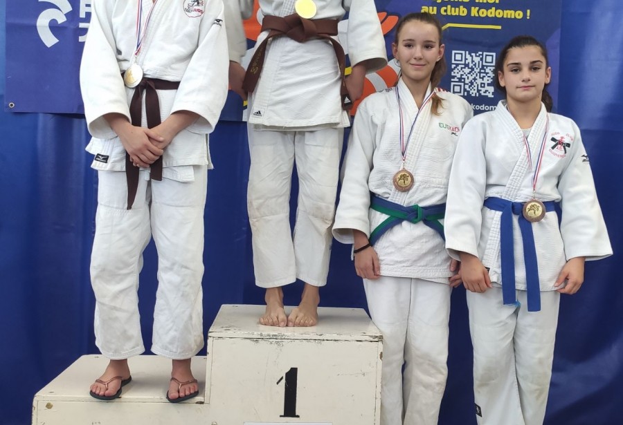 Ce week-end était bien rempli pour nos judokas guiziérois.